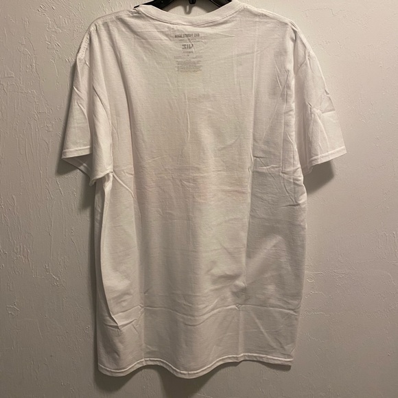 One Punch Man Short Sleeved Graphic Tee Size Medium - Picture 2 of 2